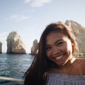 Meet your Posher, Cecille